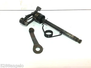 ALBERO SELETTORE CAMBIO MOTORE APRILIA MOTO' 650 1995-1996-1997-1998 USATO - Imagen 1 de 1