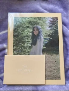 Yes I Am TWICE Tzuyu 1st Photo Book  Peach Ver K-Pop Music Memorabilia - Picture 1 of 4