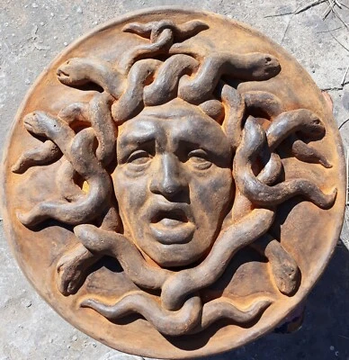 Medusa Escultura Estatua Decoración del Hogar Estatuilla Monstruo Griego Italiano Placa de Pared  Foto 1 de 4