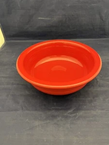 Homer Laughlin Fiesta Scarlet 8 3/8" Round Vegetable Serving Bowl - NEW - Picture 1 of 4
