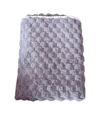 Мягкое впитывающее серое полотенце из микрофибры 54x28 дюймов для ванны - Изображение 1 из 4