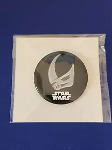 New Funko Star Wars The Mandalorian Mudhorn Pinback Pin Gamestop Exclusive - Picture 1 of 2