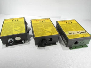CORTINA DE LUZ CONTROLADOR QTY (1) STI OMRON LCC-FB-AC1-U 30VA 115VAC 50/60HZ - Imagen 1 de 1
