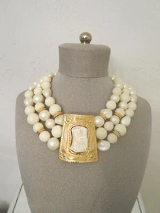 Seltener Nachlass GIVENCHY Vintage Halskette Kunstperlen Celluliod  - Bild 1 von 11