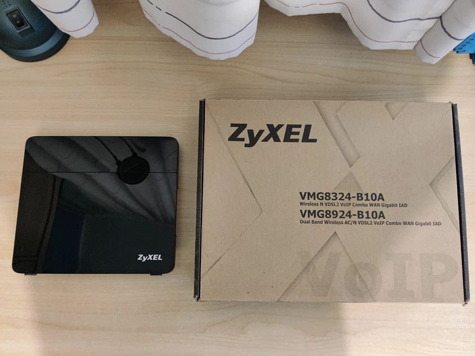 Modem Router ZyXEL VMG8924-B10A ADSL2+ e VDSL2 WIFI VOIP - Immagine 1 di 4