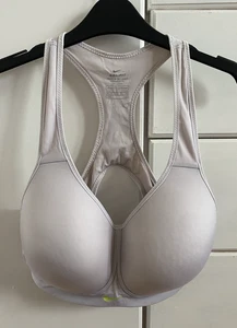 Women Nick dri-Fit sport bra size 34D - Picture 1 of 4