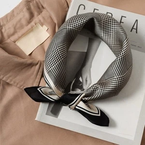 100% Mulberry silk Square Scarf Houndstooth Pattern Black Beige Vintage - Picture 1 of 4