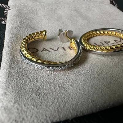 David Yurman 18K/925 Crossover Diamond Pave Hoop Earrings 20 mm - Image 1 of 4