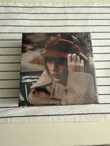 Taylor Swift Red Capital One Jigsaw Puzzle 300 Pieces NEW/SEALED Limited Edition - Picture 1 of 5