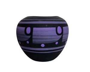 Pueblo Miniature Pottery Vase – Black & Purple Matte Finish, Signed - Picture 1 of 10