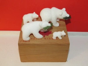 Eisbärenfamilie - 4er Set - handgeschnitzte Figuren - weißer Marmor - Kassiar Jade - Bild 1 von 11