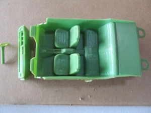 Olds 442 1970 interior del kit de coche modelo Johan - Imagen 1 de 3