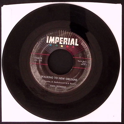 FATS DOMINO WALKING TO NEW ORLEANS/DON'T COME KNOCKING IMPERIAL VINYL 45 43-46 - Image 1 of 2
