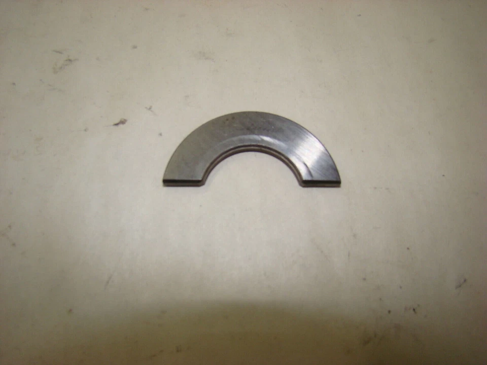 Двигатели распределительного вала Maserati BiTurbo 452 453 470 471 472 473 - Изображение 1 из 1