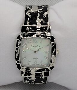 Ladies Varsales Silver Tone MOP Dial Engraved Horses Cuff Bracelet Watch J5