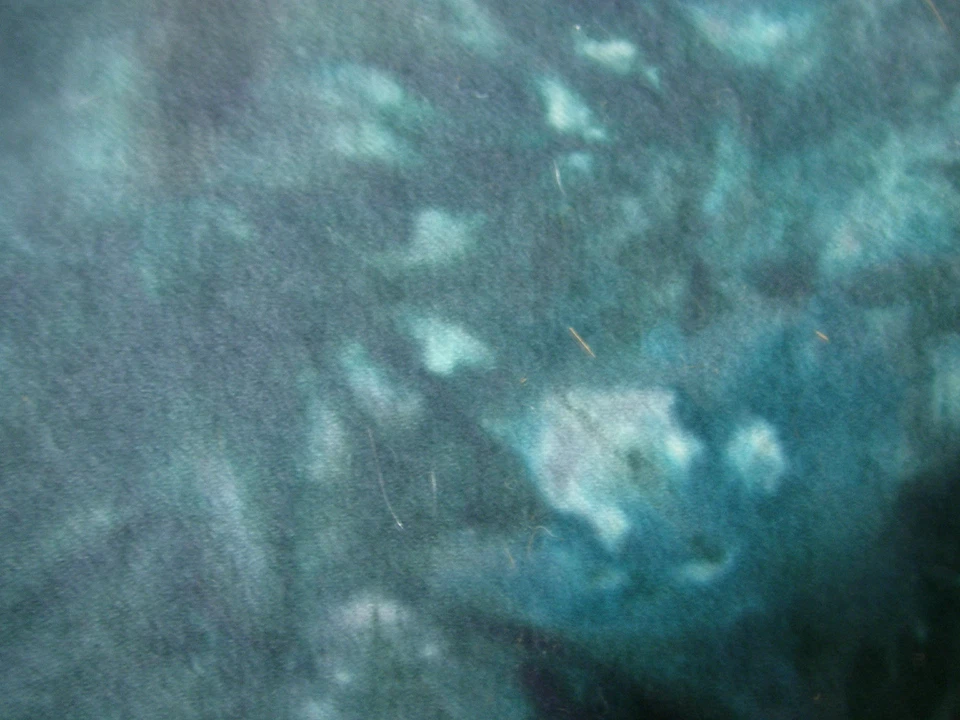 HOSTA BLUE SPOT HAND DYED DORR WOOL FOR RUG HOOKING,   CRAFTS 1/4 YARD - Image 1 of 1