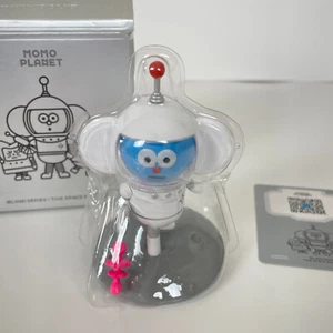 MOMO PLANET Surprise Blind Box Series Designer Art Toy Vinyl Mini Figure Alien - Picture 1 of 11