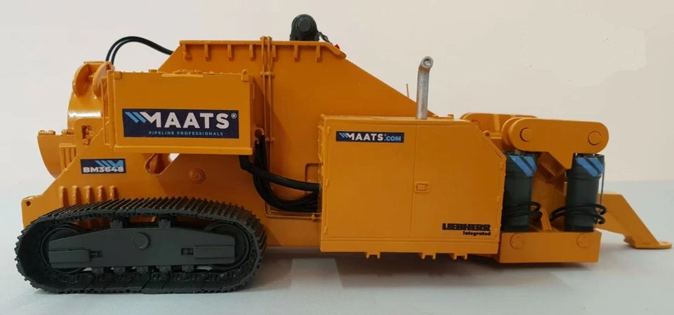 Resin 1/50 MAATS BM 36-48 Pipe Bending Machine - Ready Built by Fankit Models - Image 1 of 4