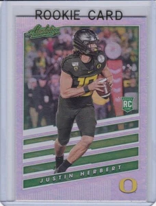 Caricabatterie JUSTIN HERBERT ROOKIE CARD Absolute Football Spectrum PREMIUM RC Ducks! - Foto 1 di 2