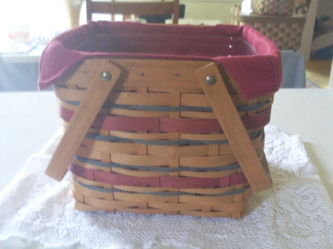 LONGABERGER 2007 Picnic Tote American Celebrations Burgundy Liner/Protector/NWOT Cover