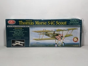 Guillow's Thomas Morse S4C Scout Aereo Taglio Laser Model Kit 201 - Nuovo - LEGGI - Foto 1 di 10