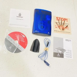 iOmega Zip 100 Portable External USB Disc Drive Z100USB w/ CD Cable Manual Stand - Afbeelding 1 van 21
