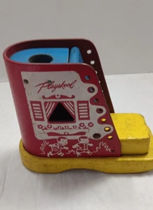 1950 Vintage Playskool Wooden Shoe Boot Lace Up Learn to Tie Toy.   (A) - Picture 1 of 5