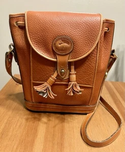 90s Dooney & Bourke Dover Drawstring Shoulder Crossbody Bag Bone Tan All Weather - Picture 1 of 10