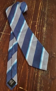 REACTION KENNETH COLE Tie Men's 100% Silk Blue Stripes - Picture 1 of 3