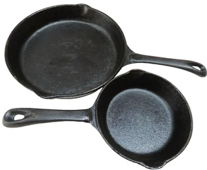 Juego de 2 sartenes de hierro fundido sazonadas sin marca asas más largas caños campamento - Imagen 1 de 12
