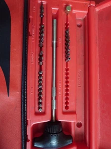 Snap-On Tools SSDMRT8A T-Handle Ratcheting Screwdriver with case - Picture 1 of 5
