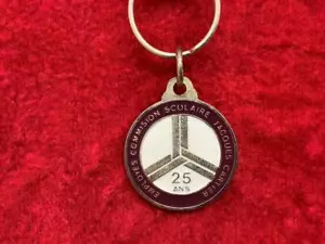 Vintage Keyring EMPLOYÉS 25 ANS Keychain C.SCOLAIRE JACQUES CARTIER Porte-Clés - Foto 1 di 6