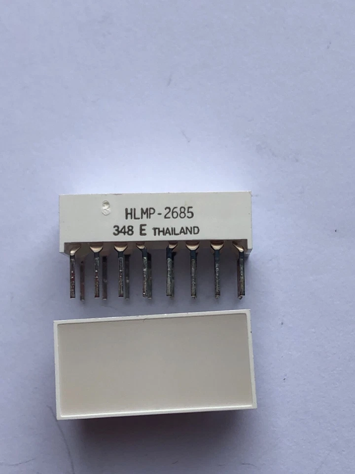 LED light bar Red HLMP-2685 by Agilent 16 pin dip 2pcs per sale HU1958 - Image 1 of 1