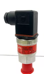 DANFOSS AKS 2050 060G1055 Pressure Transmitter -1...25 bar Out 10-90% ratiometri - Picture 1 of 3