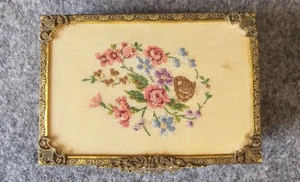 Vintage petit-point Embroidered Dressing Table Trinket Jewellery Case - Picture 1 of 5
