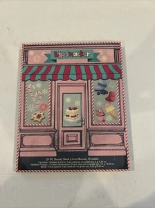 Lip Smacker Holiday 25 Piece Beauty Book Including 10 Shimmer Creams 7 Lip… - Picture 1 of 3