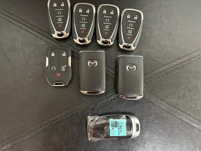 Lot Of 8 OEM Chevy GMC Mazda Hyundai - Image 1 of 2