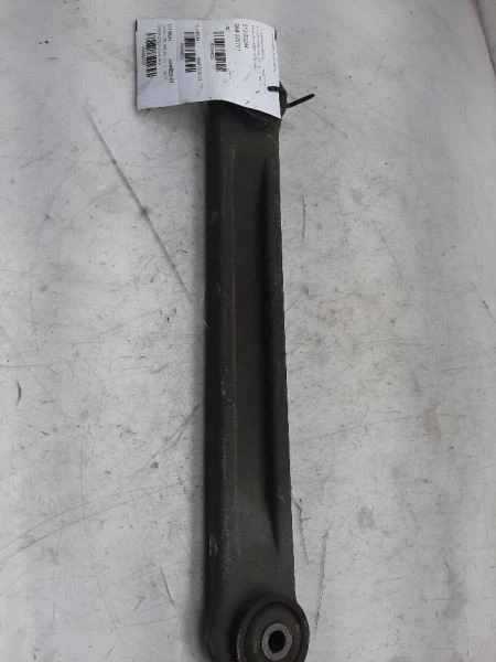 Brazo de control inferior trasero 98-11 FORD CROWN VICTORIA 8W1Z5A649A Foto 1 de 4
