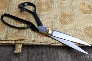 Forbici Giapponesi Premium Acciaio al Carbonio Tachibasami Tessuto Destro 9,5" - Foto 1 di 2