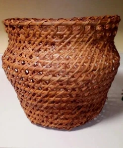 OPEN WEAVE ROUND SPLIT BAMBOO BLANKET BASKET/PLANT BASKET  - Picture 1 of 5