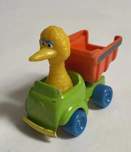 Vintage 1982 Playskool Sesamstraße großer Vogel Druckguss Auto Figur Spielzeug 2" groß - Bild 1 von 7