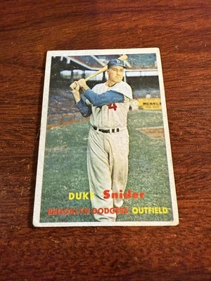 1957 Topps #170 Duke Snider Salón de la fama. En muy buen estado Foto 1 de 2