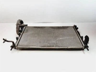 Ford Transit Connect 2010 2011 2012 2013 radiador 9T1Z-8005-B Foto 1 de 4