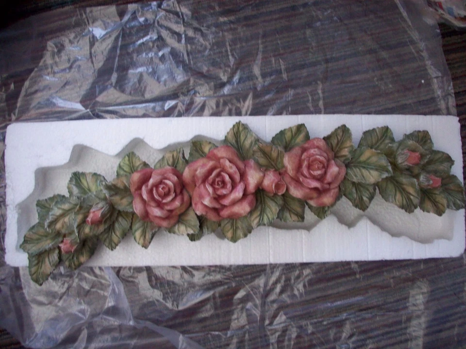 玫瑰墙面/窗户口音(破旧别致)外观 — 第 1/4 张图片