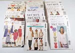 McCalls Fabrik gefaltete Schnittmuster Paket mit 30 Damen verschiedene Stile & Größen - Bild 1 von 5