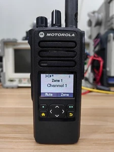 Motorola APX900 H92SDF9PW6AN ADP AES DES UHF R2 (No battery) - Zdjęcie 1 z 8