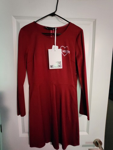 ABITO ROSSO LOVE MOSCHINO