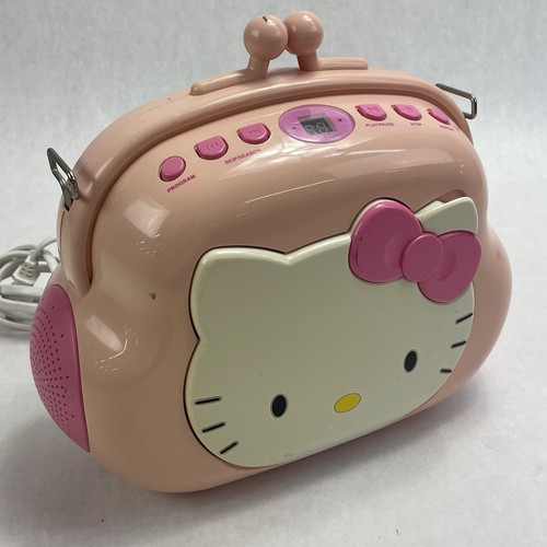 Hello Kitty Boombox Stereo AM/FM CD Player Sanrio 2014 KT2024A