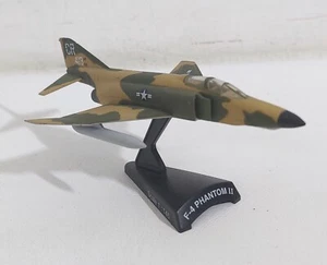 76278 Modellismo 1/145 - F-4 Phantom II - Picture 1 of 4