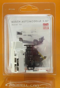 Busch 60209 Bausatz Land Rover Defender 110 weiß 1:87 NEU - Picture 1 of 2